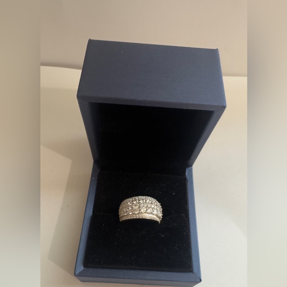Italo ring size 10